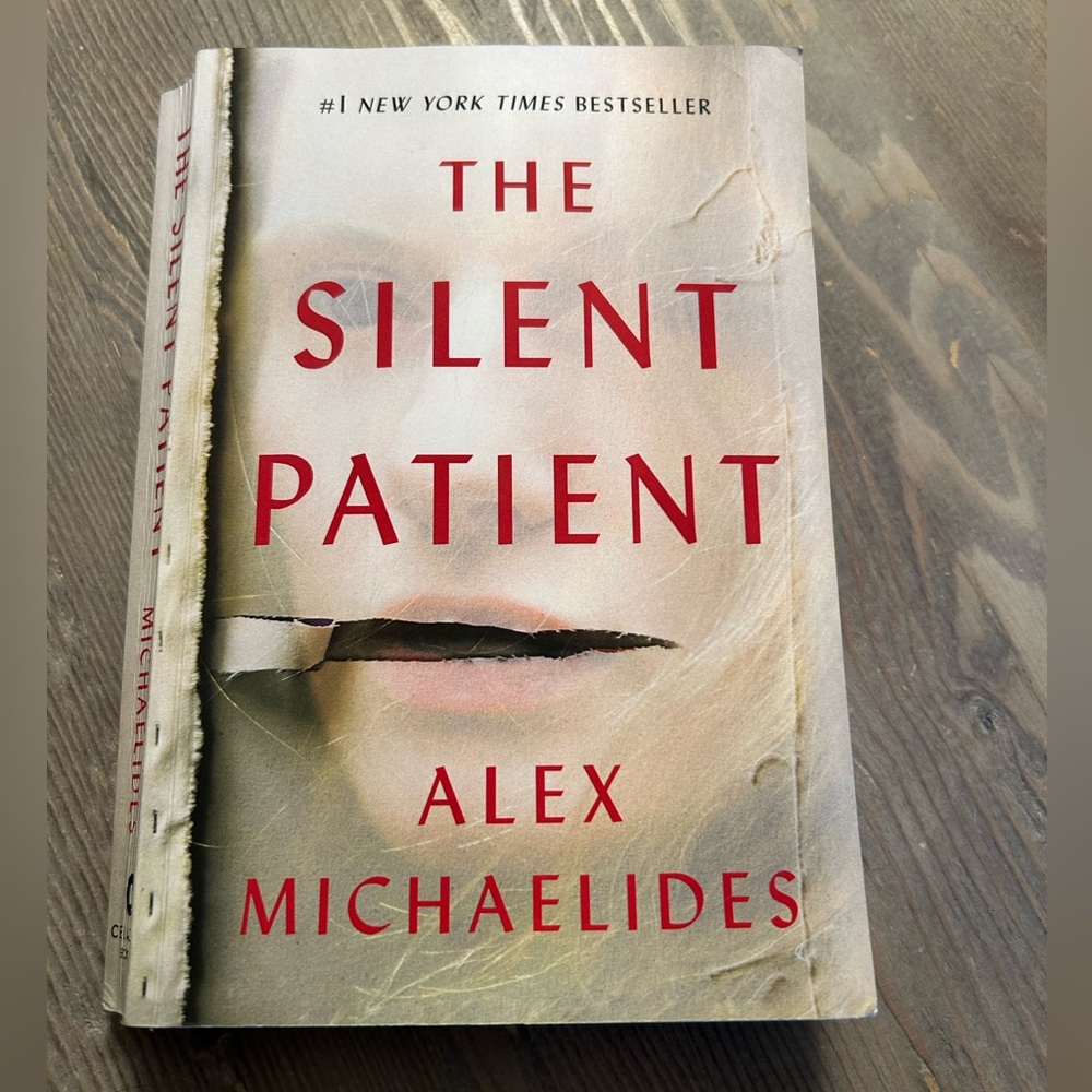 The Silent Patient by Alex Michaelides
